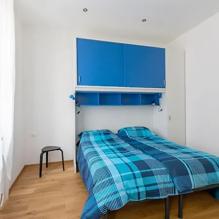 ~ Cozy ~ Center Train Station *