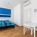 ~ Cozy ~ Center Train Station Apartment Triest