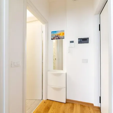 Apartment ~ Cozy ~ Center Train Station